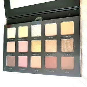 BRAND NEW! Milani Glided Nude Hyper-Pigmented Eyeshadow Palette